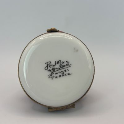 LOT 82: Vintage Limoges Cherry Cluster Trinket Box