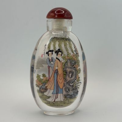 LOT 92: Vintage Chinese Reverse/Inside Painted Snuff Bottles w/Agate Tops
