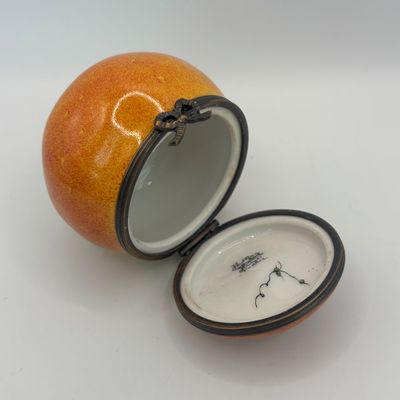 LOT 83: Vintage Limoges Apple Trinket Box