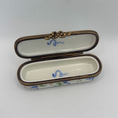 LOT 85: Vintage Limoges Trinket Boxes & More: 2 signed/marked & unmarked