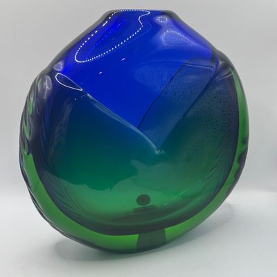 LOT 72: Hand Crafted Art Glass Beranek Cobalt Blue & Green Vase