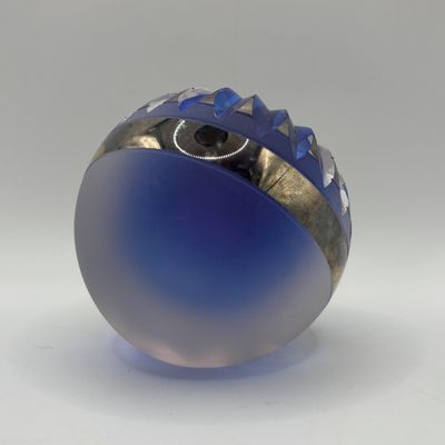 LOT 65: Youghiogheny Art Glass Paperweight