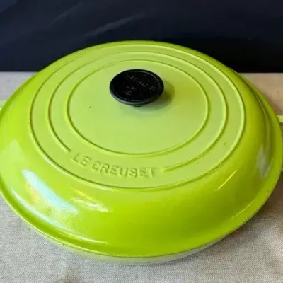 Le Creuset Pan W/ Cover ( Lime Green,Size 30) 