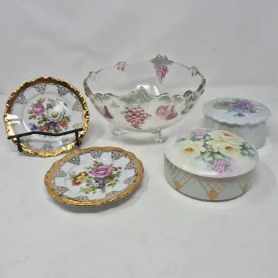 Glass Ceramic And China Art On Display