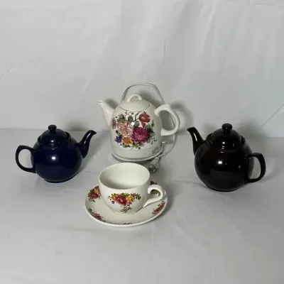 Tea Pots Galore! 