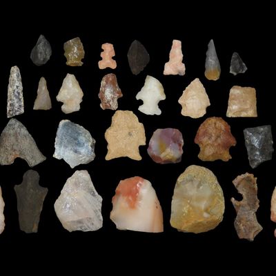 Lot of Scrapers, Points, and Broken Points, Various Chert Types, Great Study Pieces