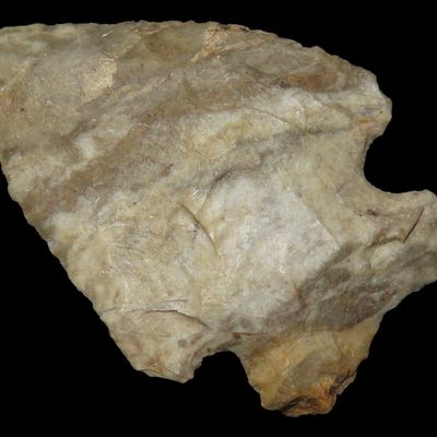 1 3/4" Archaic Point, Lima Lake, Adams Co., Illinois