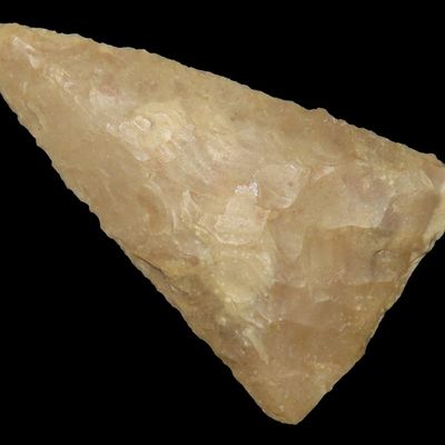 1 3/4" Large Triangular Bird Point, Central Texas, Great Form and Workmanship
