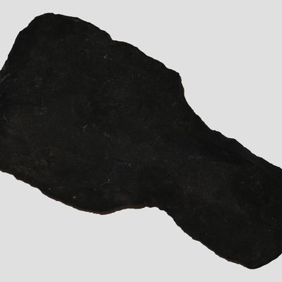 4 1/2" Hoe, Arkansas, Nice Well-Made Piece