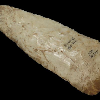 5 1/2" Cobbs Blade, Boone Co., Illinois, Ex. Herb Mangold