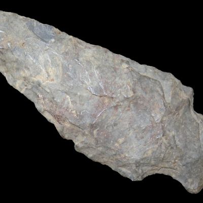 3 1/2" Square Stem Point, Rhyolite, Lyme, Connecticut