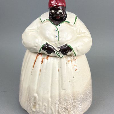 McCoy Glazed Earthenware Mammy Cookie Jar
