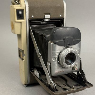 Polaroid Brown Synthetic Model 80A Land Camera