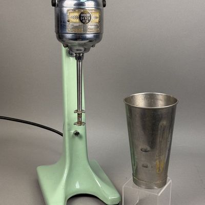 Hamilton Beach No 18 Milkshake Mixer