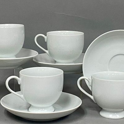 Mikasa Classic Flair Porcelain Footed Cups & Saucers