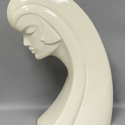 Haeger Ceramic Art Deco Woman Sculpture