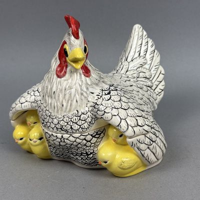 Arnel's Earthenware Hen on Nest Tureen