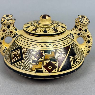 Pisac Peru Polychrome Pottery Jaguar Handle Pot