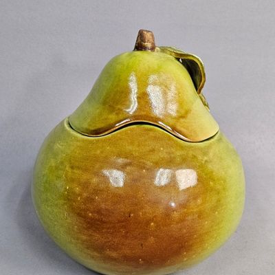 Eigen Arts Ceramic Pear Lidded Jar