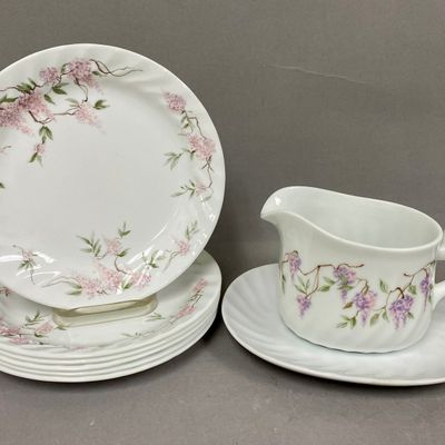 Corelle Wisteria Vitrelle & Stoneware Tableware