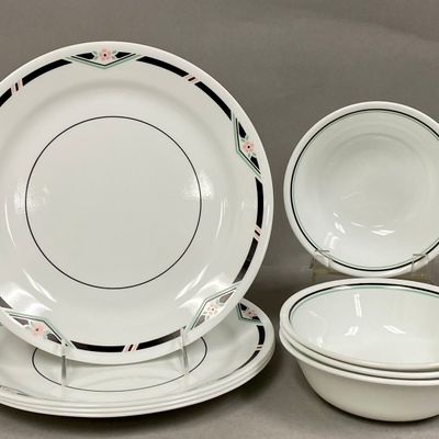 Corelle Vitrelle Glass Geometric Flower Dinnerware
