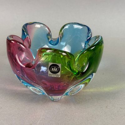 Hineri Iwata Tricolor Art Glass Bowl