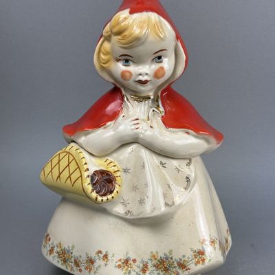 Hull Little Red Riding Hood Cookie Jar