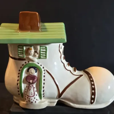 Vintage Pfaltzgraff Old Woman Who Lived in a Shoe Cookie Jar,