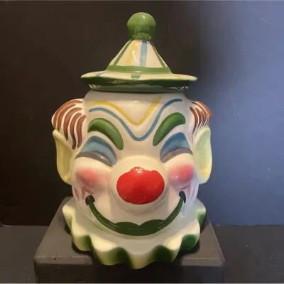 Sierra Vista “Smiling Clown” Cookie Jar