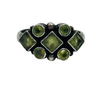 Sterling Peridot Ring Sz 7
