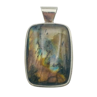Sterling Labradorite Pendant