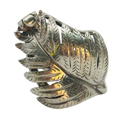 Ilaria Sterling Leaf Stamped Ring Sz 7