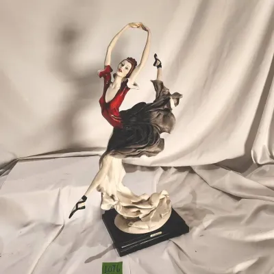 Vintage Limited Edition Giuseppe Armani Porcelain Ballerina Figurine