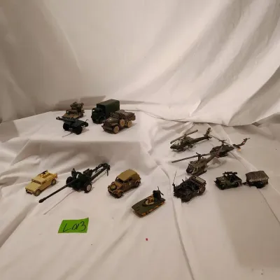Vintage Military Vehicles And Choppers