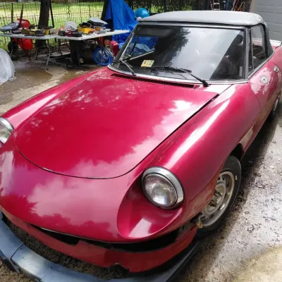 classic Alfa Romeo Spider 