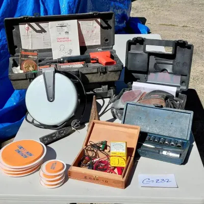 Assorted Garage Finds 