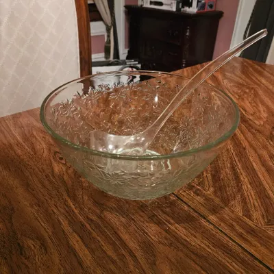 Princess house juice bowl and laver