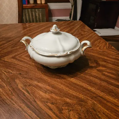 Vintage casserole dish