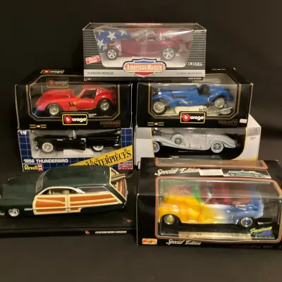 1:18 Scale Diecast Model Cars 