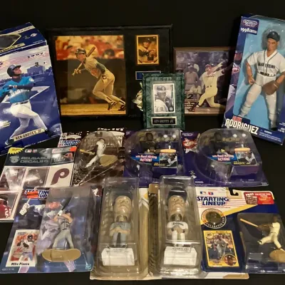Baseball Plaques and Figures 