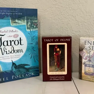 Tarot Cards Delphi, Tarot Wisdom Book PB, Oracle Cards