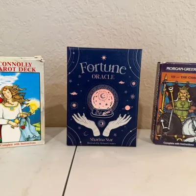 Tarot Cards Morgan Greer 1979, Connolly 1990, Oracle Cards 