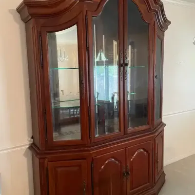 Large Dark Wood China Cabinet w/ Lights & Glass Shelves
