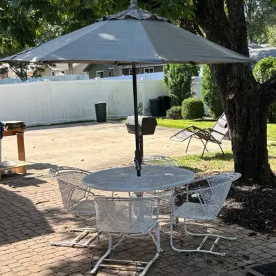 Vintage Forshaw Woodard Briarwood 5 Piece Rocker Chair Set with Umbrella