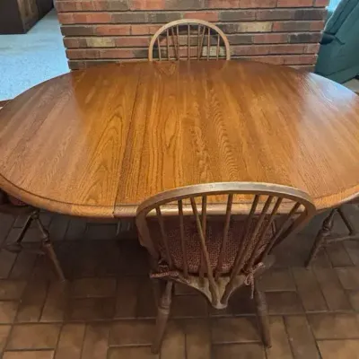 Pennsylvania House Wood Table & 4 Chairs
