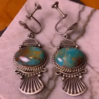 Navajo Signed Calladitto Turquoise Screw Back Earrings 