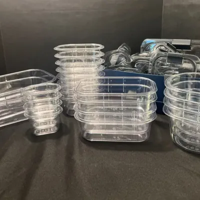 Rubbermaid Food Storage W/Lids (44)