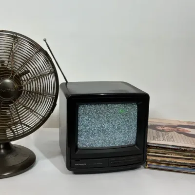 Magnavox Vintage TV, Holmes Fan, Records and Desk Lamp