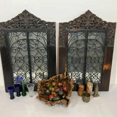 Carved Wood Mirrors & Decorative Accessories
