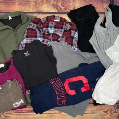 Women’s Size Large Clothing